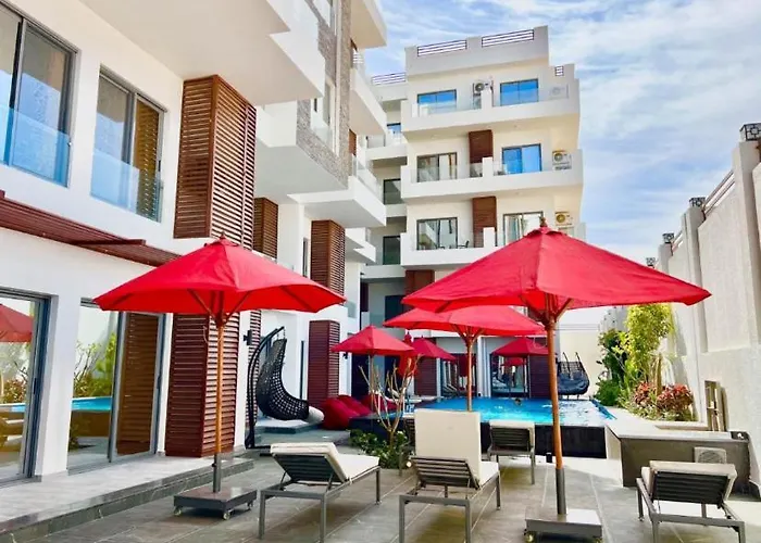 Apartmanhotel Imperial Pool View 3*