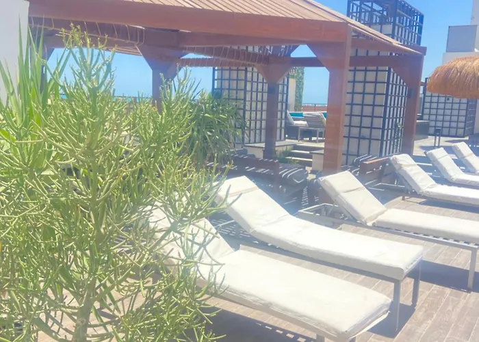 Imperial Pool View Apartmanhotel 3*